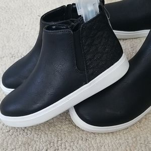 5 New Black Hightop Shoes